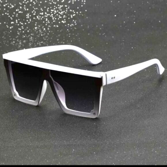 Retro punk Sunglasses - Picture 1 of 7